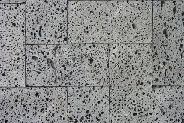 Đá ong đen 15x30cm