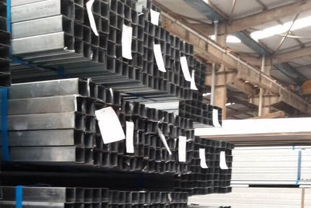 Thép hộp mạ kẽm Hoa Sen 50x50x2.0 mm