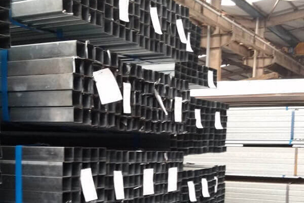 Thép hộp mạ kẽm Nam Kim 16x16x1.2 mm