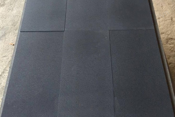 Đá bazan đen mài 30x60x2 cm