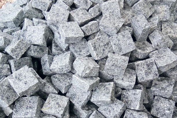 Đá cubic granite trắng Suối Lau 10x10x5cm