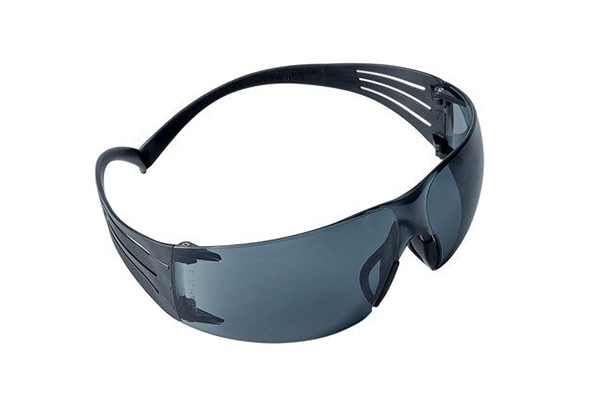 kính bảo hộ lao động 3M SF301AF