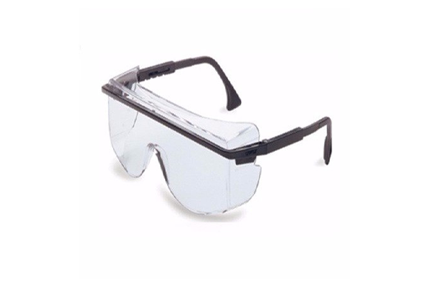 kính bảo hộ uvex astro otg 3001