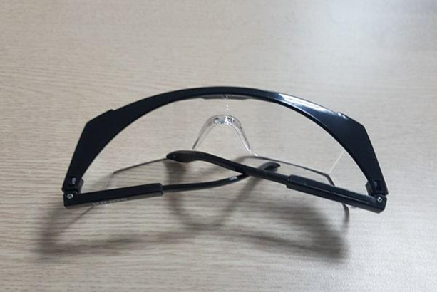 Kính bảo hộ lao động Kings KY151