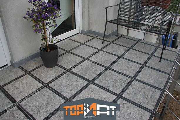 Đá đen Thanh Hóa lát sân vườn