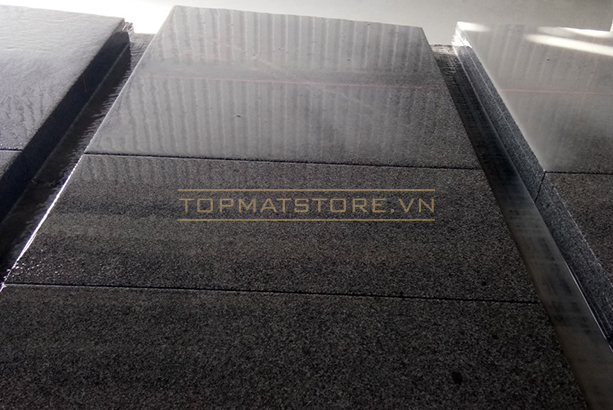 đá granite lát sân vườn