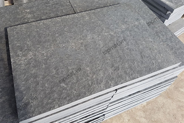 Đá bazan lát sân vườn