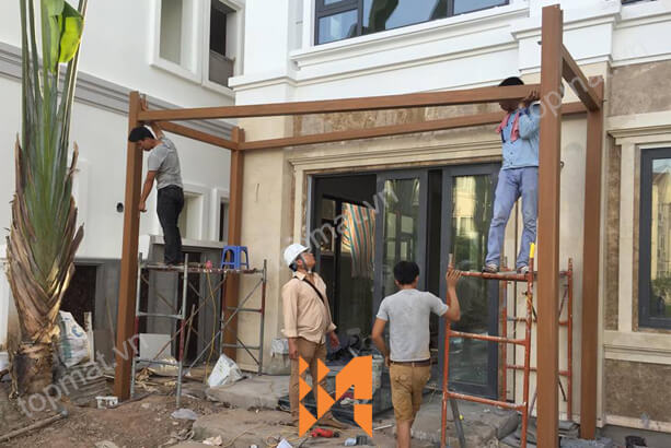 Thi công giàn hoa gỗ nhựa