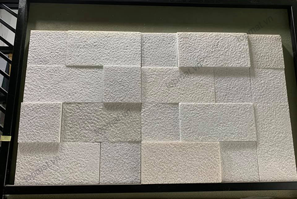 Đá băm giả cổ vuông cạnh vàng 10x20